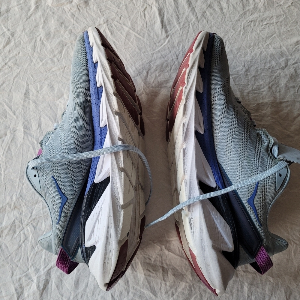 HOKA one one  Elevon 2Women's Gray and Purple Sneakers Size 9 - Picture 8 of 13